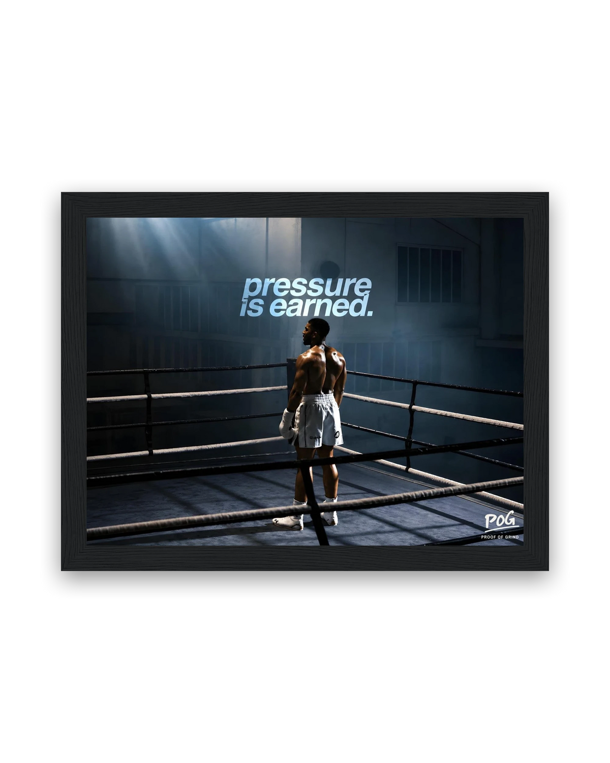 Pressure Is Earned – 15×20 cm – Zwart