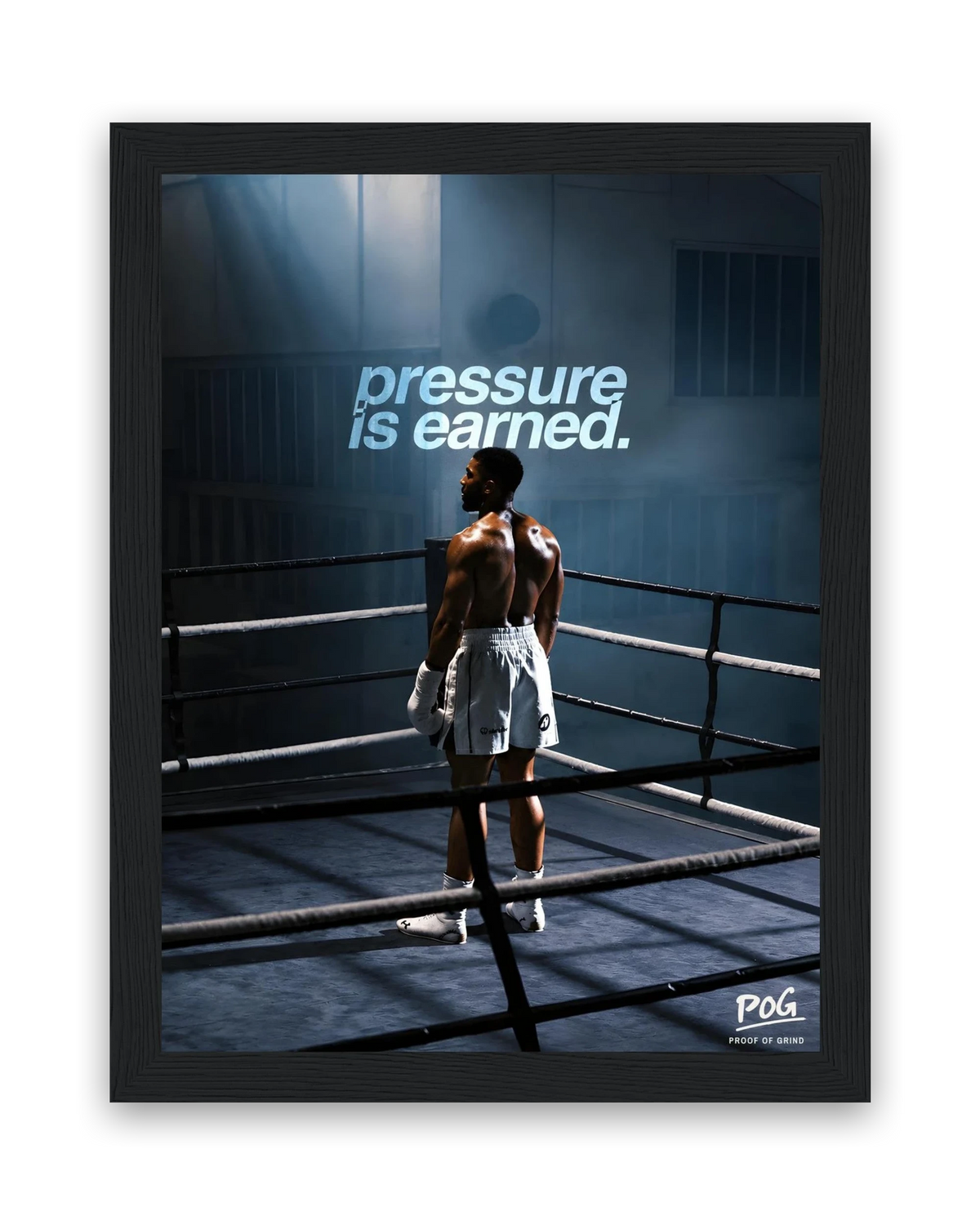 Pressure Is Earned – 15×20 cm – Zwart